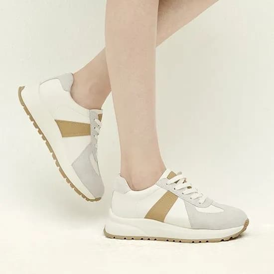 미소페 스니커즈