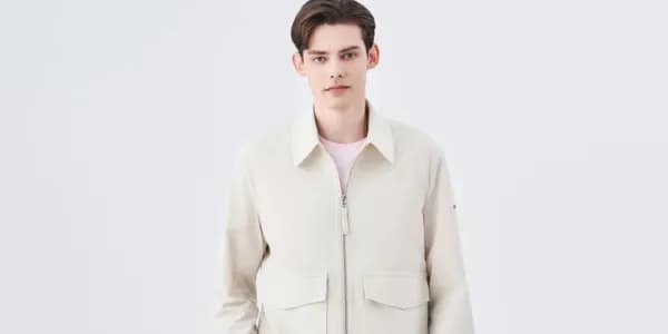 헤지스 네이비 단색 긴팔 블라우스 39,800원