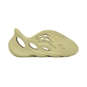 아디다스 이지폼러너 170사이즈