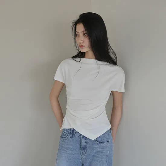 어라운드율 드레이프 티셔츠 66,220원