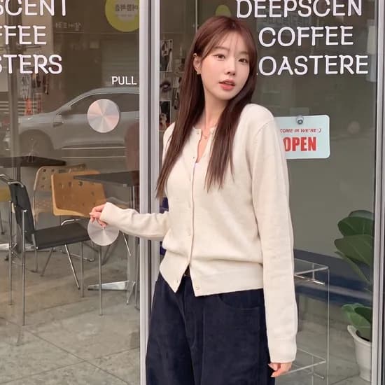 여성 레이어 크롭 라운드넥 가디건