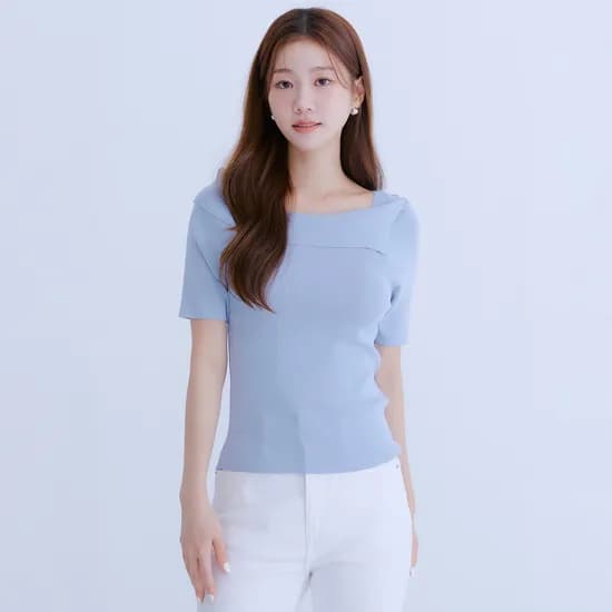 로엠 오프숄더 반팔 스웨터 RMKAE26R98