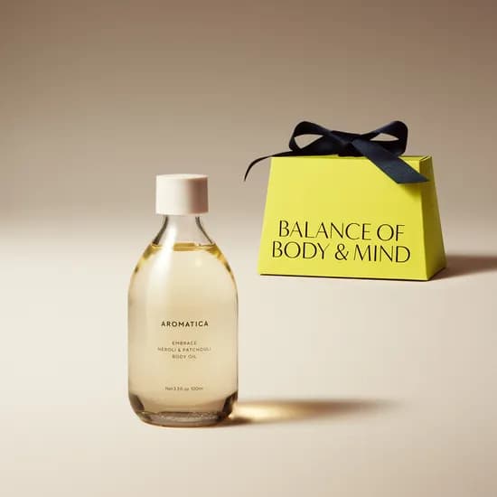 아로마티카 임브레이스 바디오일 100ML 스윗 우디100ML 바디케어 마사지 선물추천
