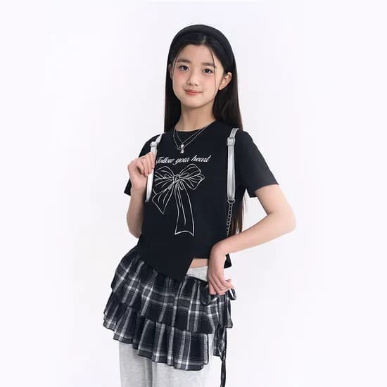 더데이걸 사선 절개 반팔티 TGRA25305