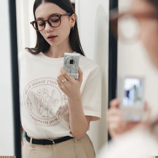 플라워 레터링 반팔 티셔츠 FLOWER LETTERING SHORT SLEEVE T-SHIRT