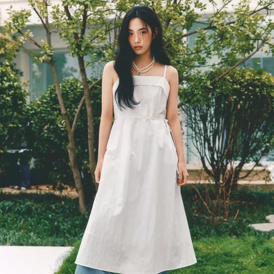 로엠 나시 롱 원피스 RMOWF25R99 51,940원
