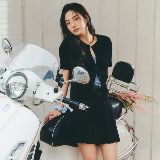 로엠 라운드넥 케이블 반팔 가디건 RMCKF25R98