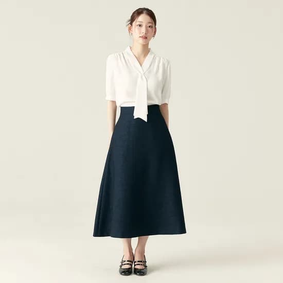 로엠 조직감 롱 스커트 RMWHF25S52
