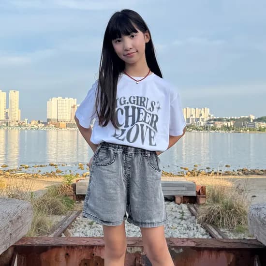 더데이걸 심플 레터 박시 반팔티 TGRA25504