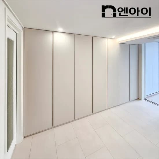 엔아이 구축아파트 에어컨단내림 맞춤 제작 안방 작은방 무몰딩 붙박이장 30cm