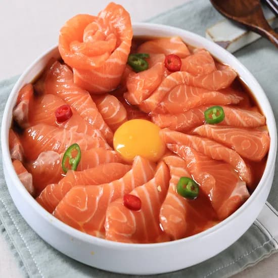 애담정 생 연어장 300g 간장 양념 연어덮밥