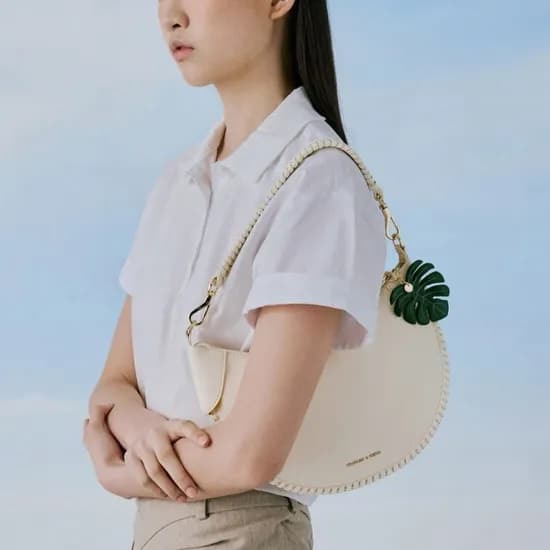 블룸 브레이디드 커브 호보 백 CK2-40782578