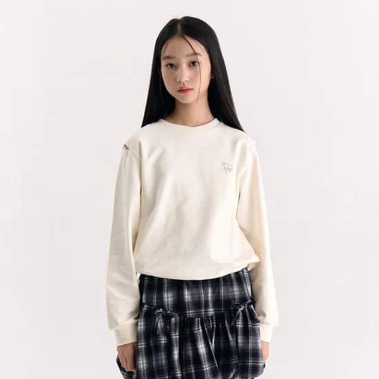 더데이걸 어깨 트임 스웻셔츠 TGMA25804 19,900원