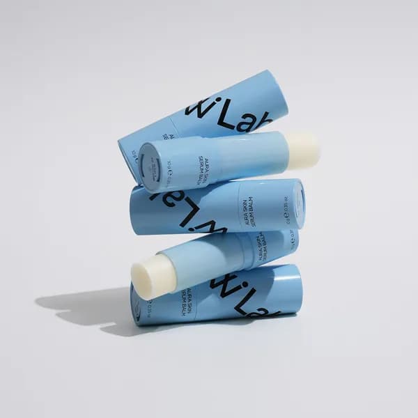아우라 스킨 세럼 멀티밤 스틱 10ml 히알루론산 세라마이드
