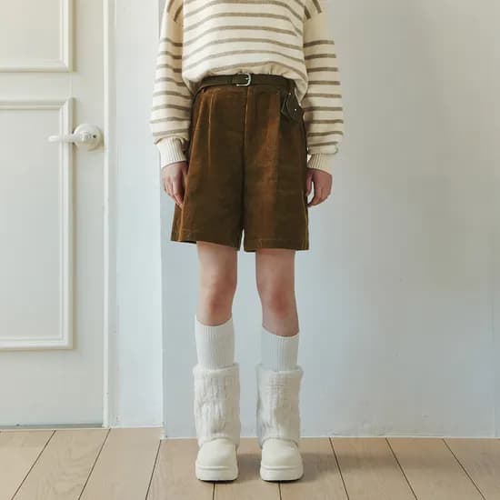 코듀로이 벨트 숏팬츠 CORDUROY BELTED SHORTS / BROWN