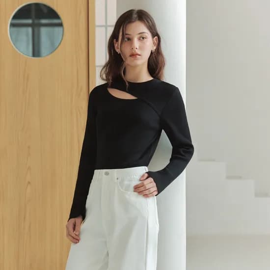 언발란스 슬릿 포인트 니트 UNBALANCE SLIT POINT KNIT
