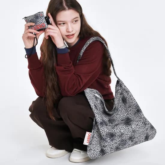 칠로 데일리 에코백 숄더백 Black Leopard