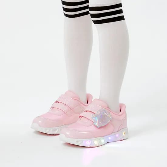 아이 혼자 서서 신는 산리오 헬로키티 캐리 운동화 끈 없는 여아 아동 스니커즈