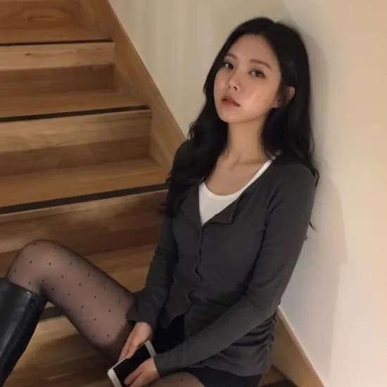 로엠 레이어드 가디건형 티셔츠 RMLWG24RTC