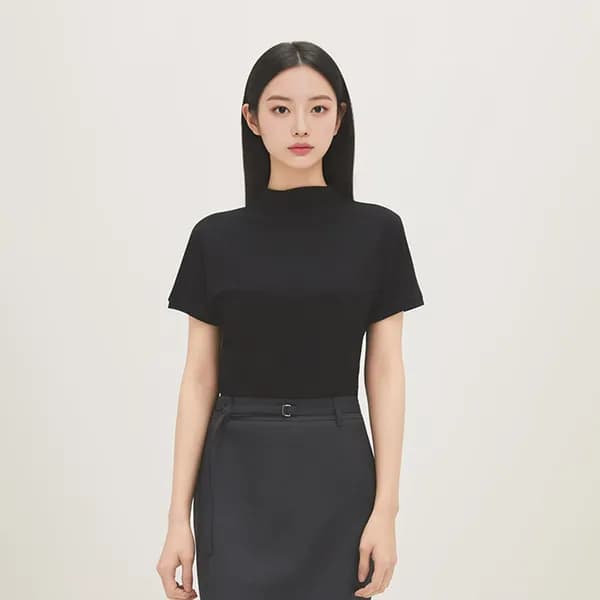 로엠 반넥 반팔 티셔츠 RMHWG25RT1
