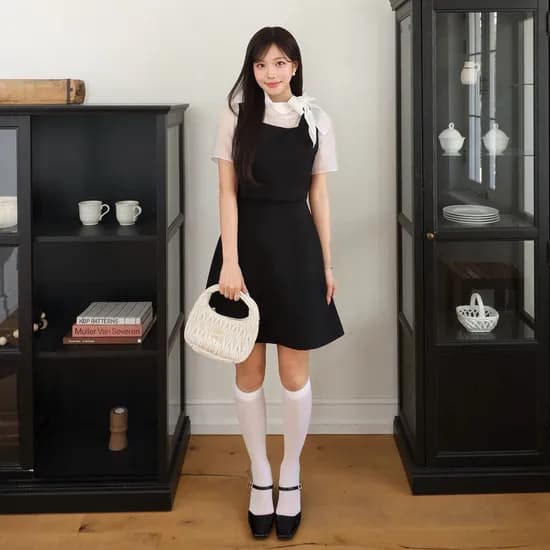 로엠 배색 타이 미니 원피스 RMOWG25NT3
