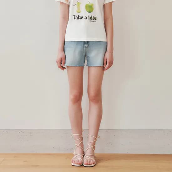 워싱 데님 쇼츠 WASHED DENIM SHORTS / LIGHT BLUE