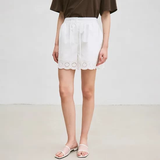 embroidered drawstring shorts (white)