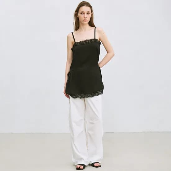 lace-trim mini dress (black)