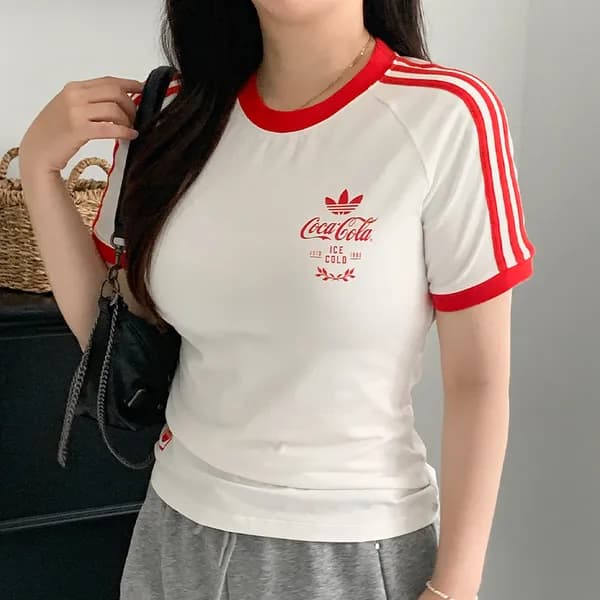 아디다스 여자 반팔티 삼선 스트라이프 코카콜라