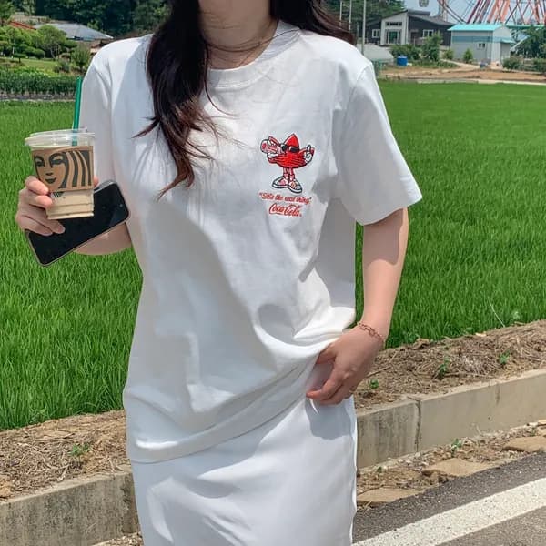 아디다스 오리지널 여성 반팔 티셔츠 코카콜라