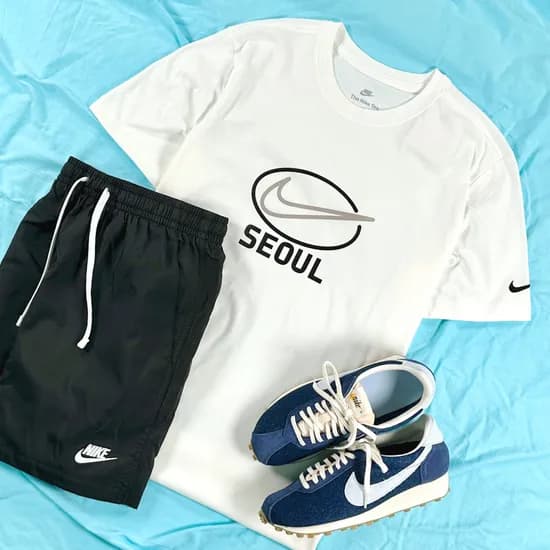 나이키 반팔티 서클서울 오버핏 커플 티셔츠 IB8034-100