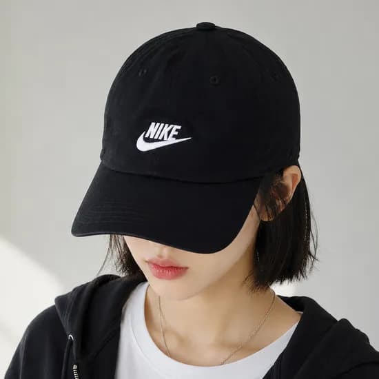 나이키 모자 언스트럭처드 볼캡 클럽 퓨추라 검흰