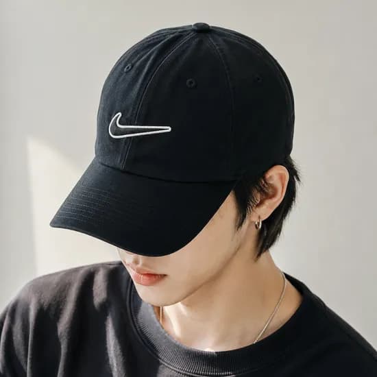 나이키 모자 언스트럭처드 볼캡 스우시 블랙