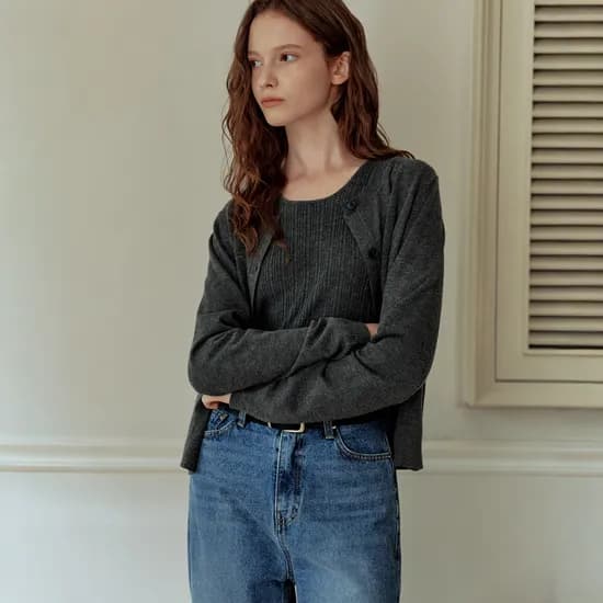 [2컬러] 에센셜 라운드 가디건 ESSENTIAL ROUND CARDIGAN