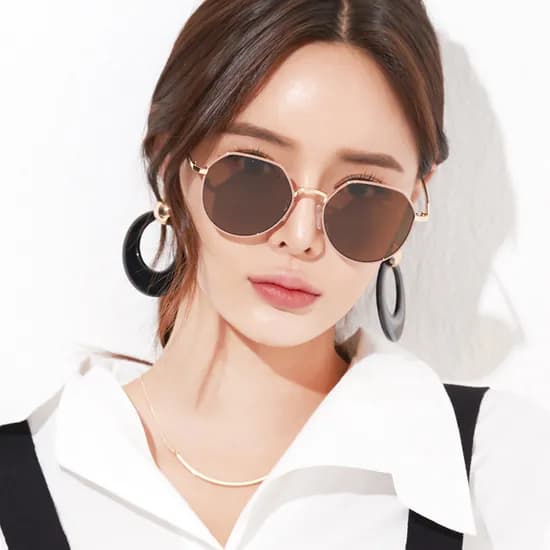 가벼운 초경량 UV400 선글라스 패션 여자 남자