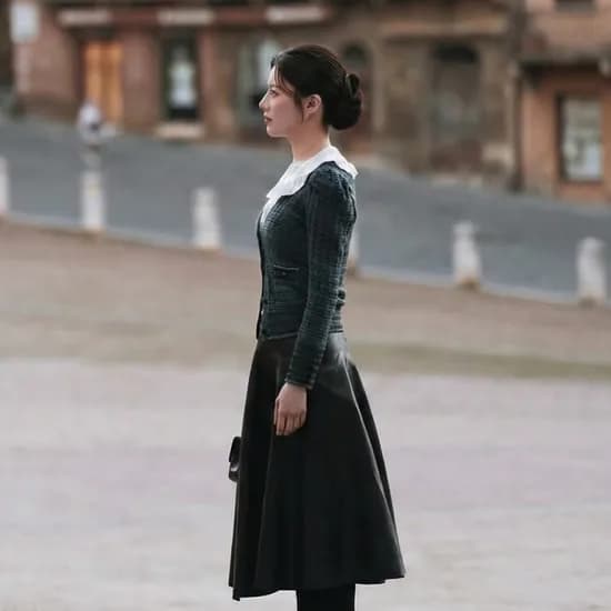 레더 에이라인 플레어 스커트 LEATHER A LINE FLARE SKIRT