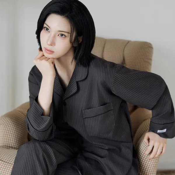 모던 블랙 긴팔 카라 커플 잠옷 세트 홈웨어 남녀공용 29,900원