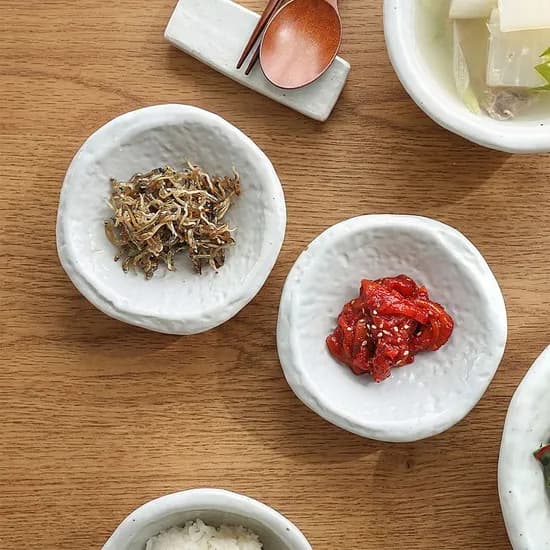 곱게 빚은 은유 찬기 접시 소 13cm 국산 프리미엄 한식 도자기 그릇 신혼 식기