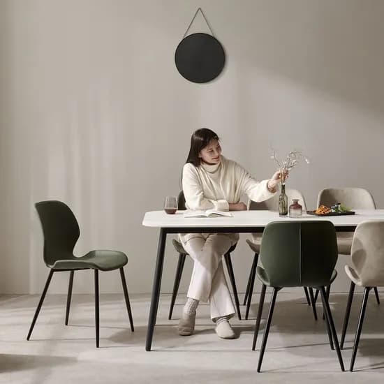쿠폰가 242,100원 / 지노 12T 세라믹 6인용 식탁세트 1800(의자4)