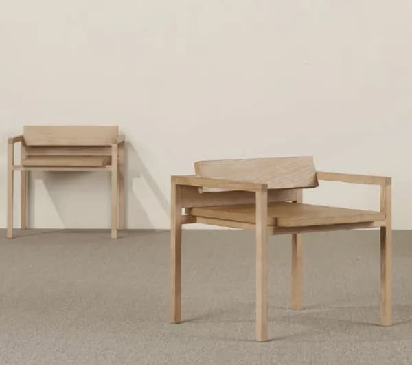 MOJECK CHAIR