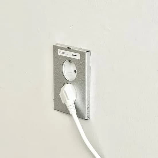 인더스트리얼 2구 콘센트 커버 메탈 17,000원