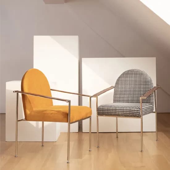 LEO ARMCHAIR 의자