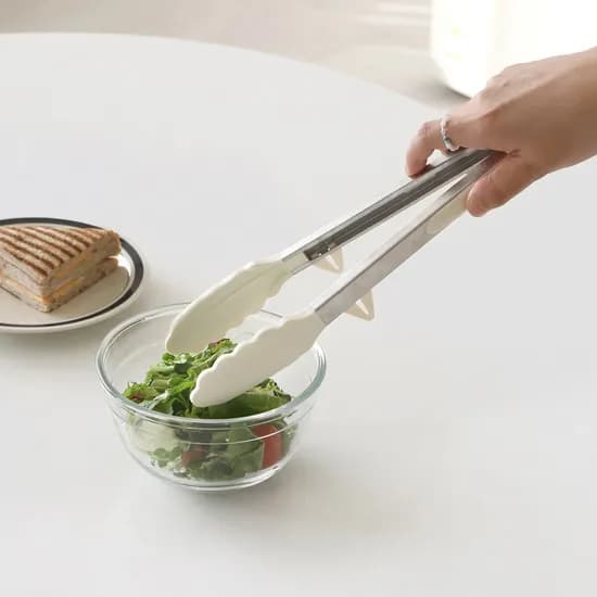 바닥에 닿지 않는 실리콘 주방집게 조리도구 화이트 받침 요리집게 4,900원