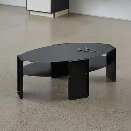 Oval tea table