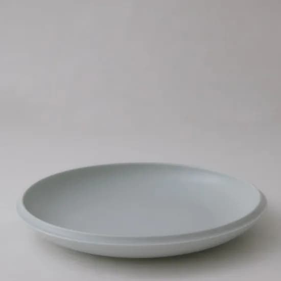 neul. Plate L 파우더블루