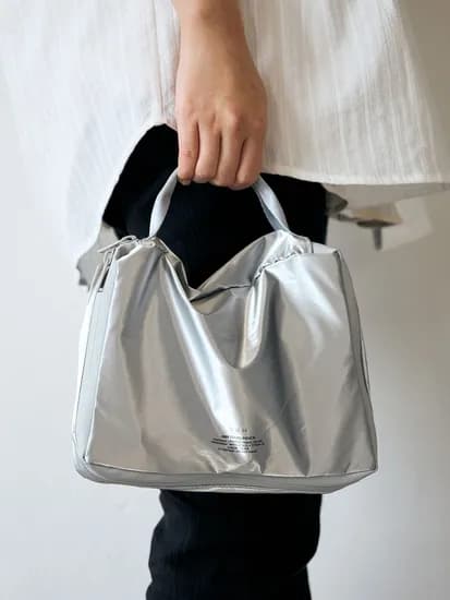 TRAVEL POUCH SILVER