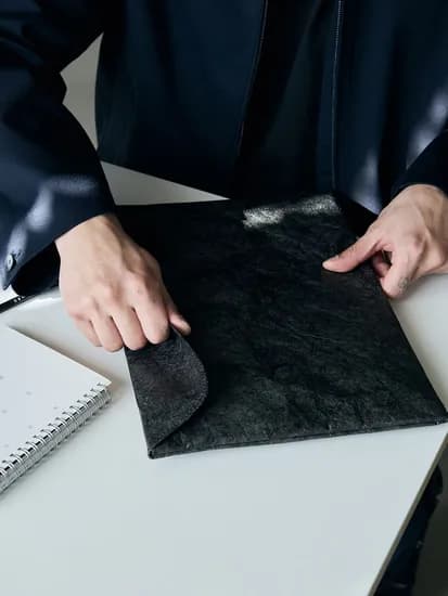 LAPTOP POUCH CHARCOAL 13-14 INCH 노트북 파우치 13-14인치