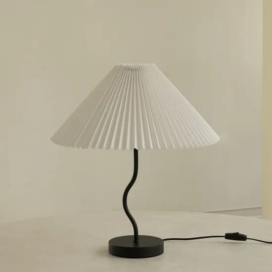 Pleated Stand Lamp 2 colors 단스탠드 조명