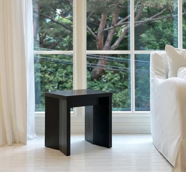 COLUMN STOOL