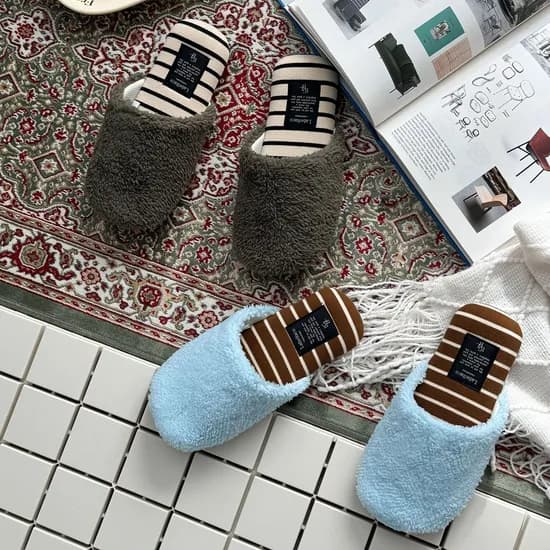 애니 포근한 극세사 방한 룸슈즈 거실화 실내화